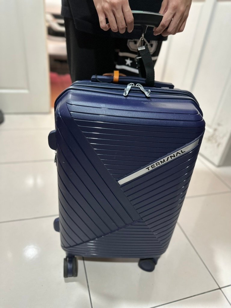 China Travel Packing Guide: How We Travelled 18 Days Across China With Only 7kg Hand Carry Luggage