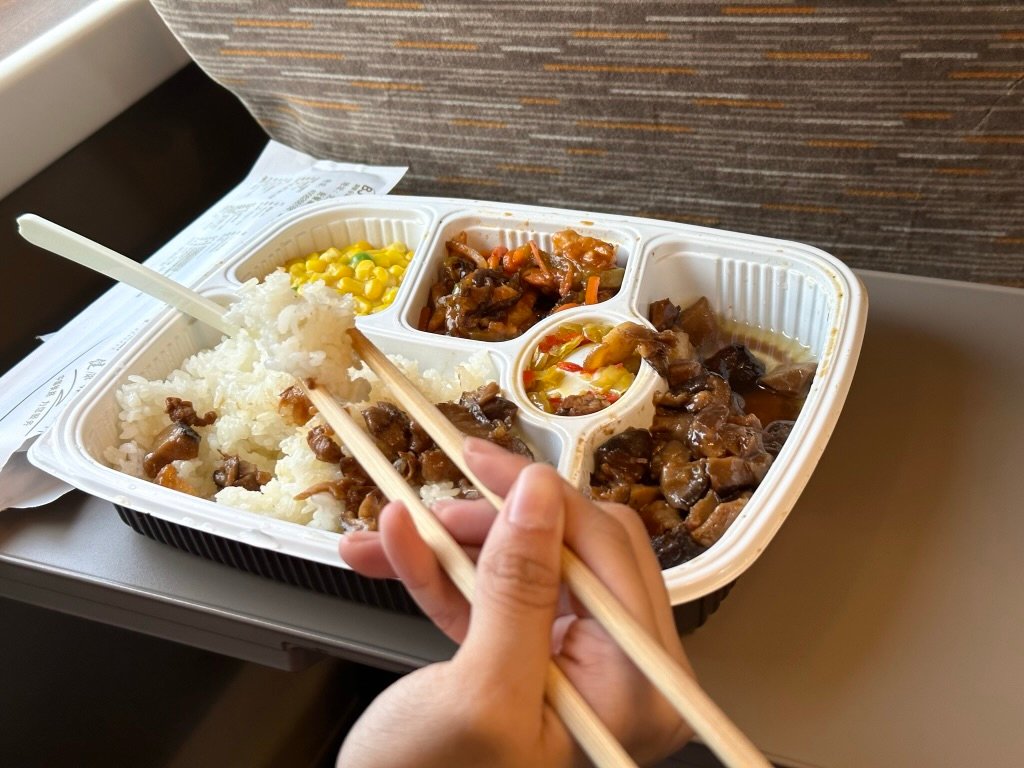 Expensive Meal With a View? — What We Ate on China’s High-Speed Rail 😂